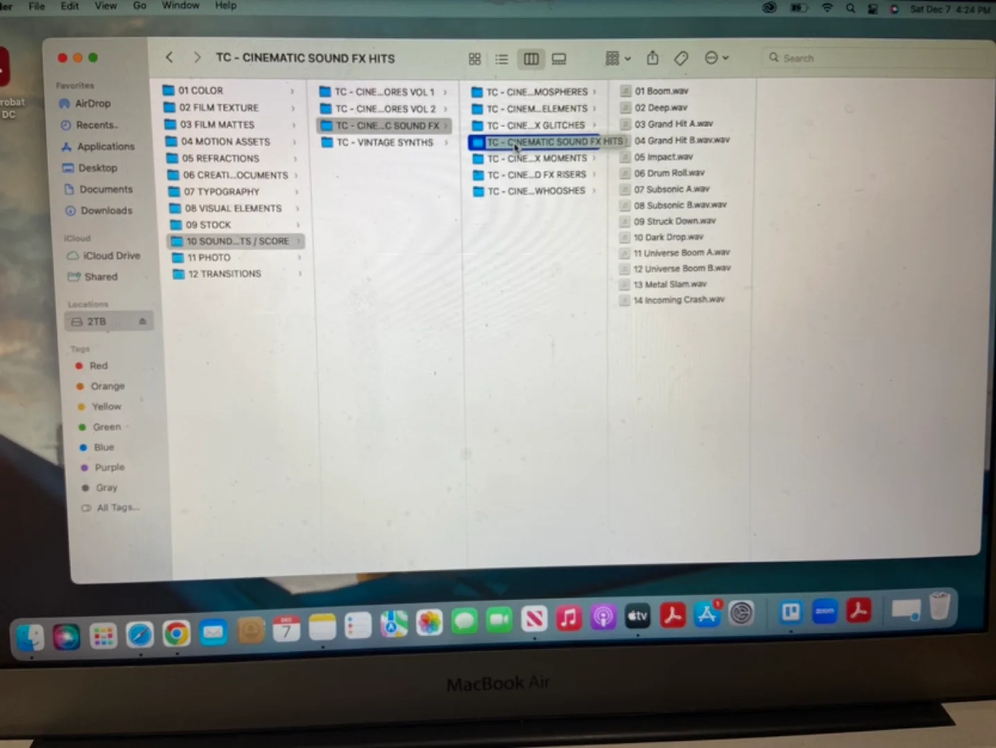 2TB Seagate Hard Drive + 5000 Pre-loaded Editing Assets image indicator(9)