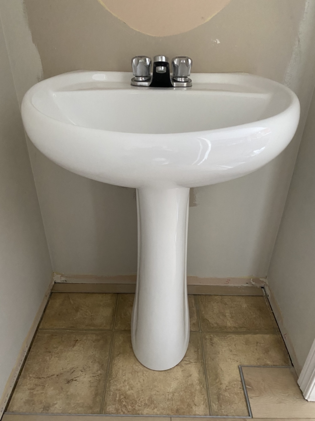 Pedestal Sink