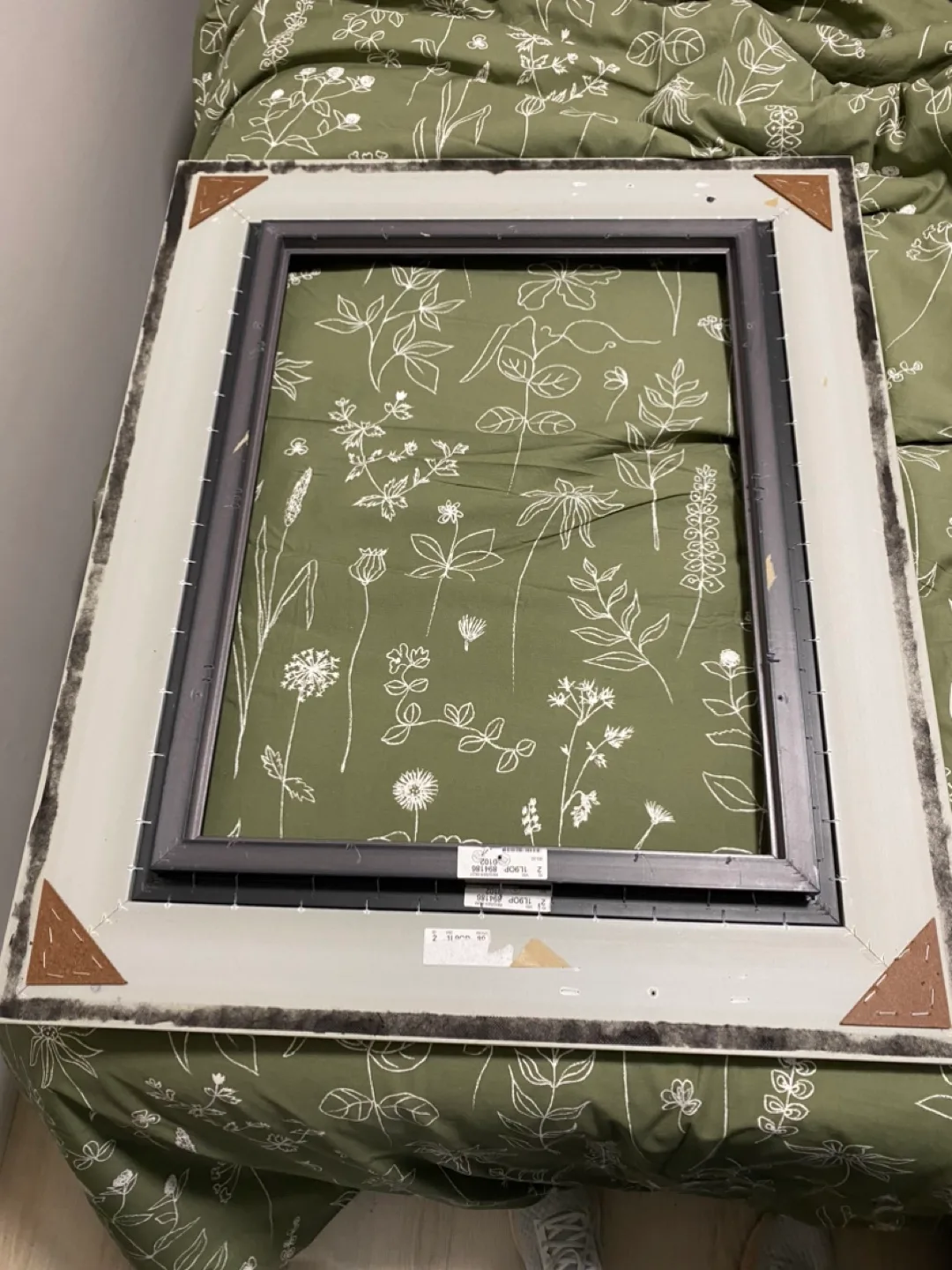 Large Ornate Silver Picture Frame image indicator(4)