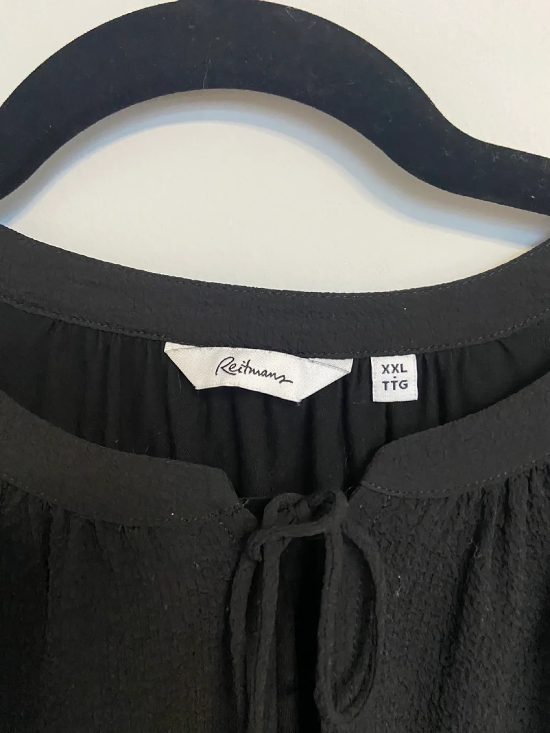 Reitmans Black Blouse image indicator(3)