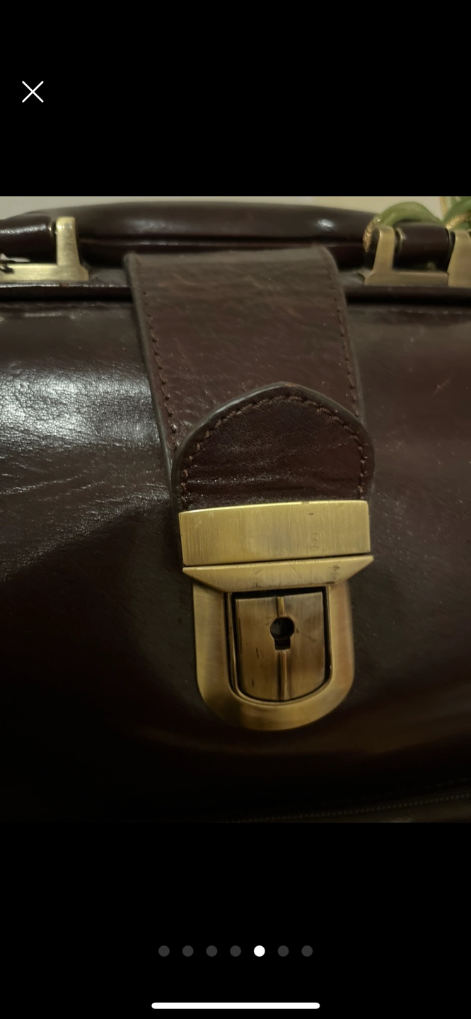 Vintage Rolling Leather Suitcase - photo 5