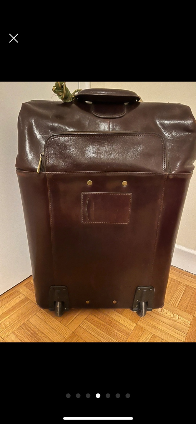 Vintage Rolling Leather Suitcase - photo 4