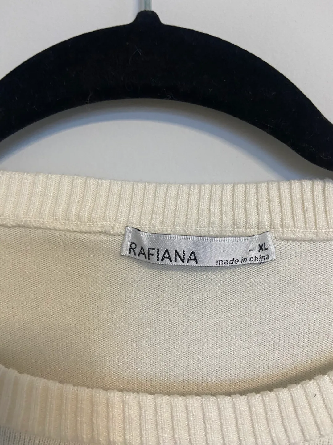 Brand new Striped Sweater image indicator(2)