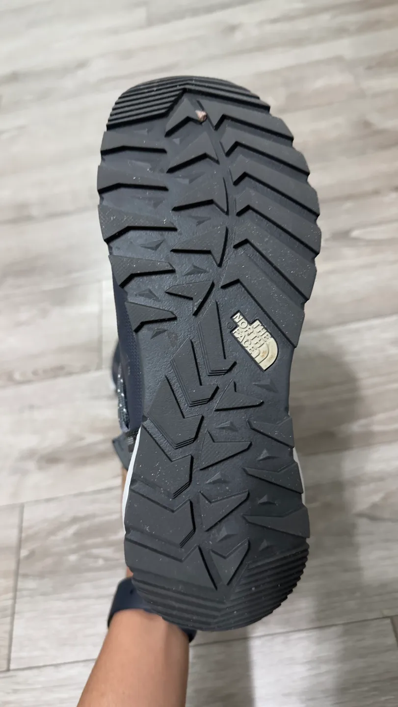 The North Face Women's Snow Boots image indicator(3)