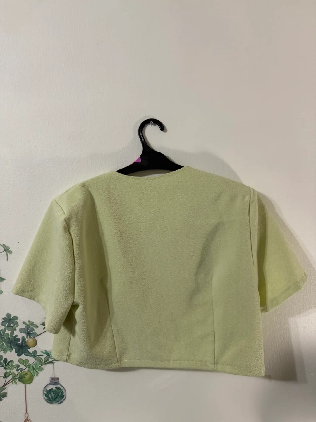 Green Crop Top image indicator(2)