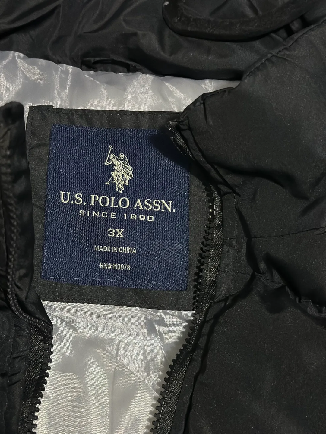 U.S. Polo Assn. Black Puffer Vest 3X image indicator(3)