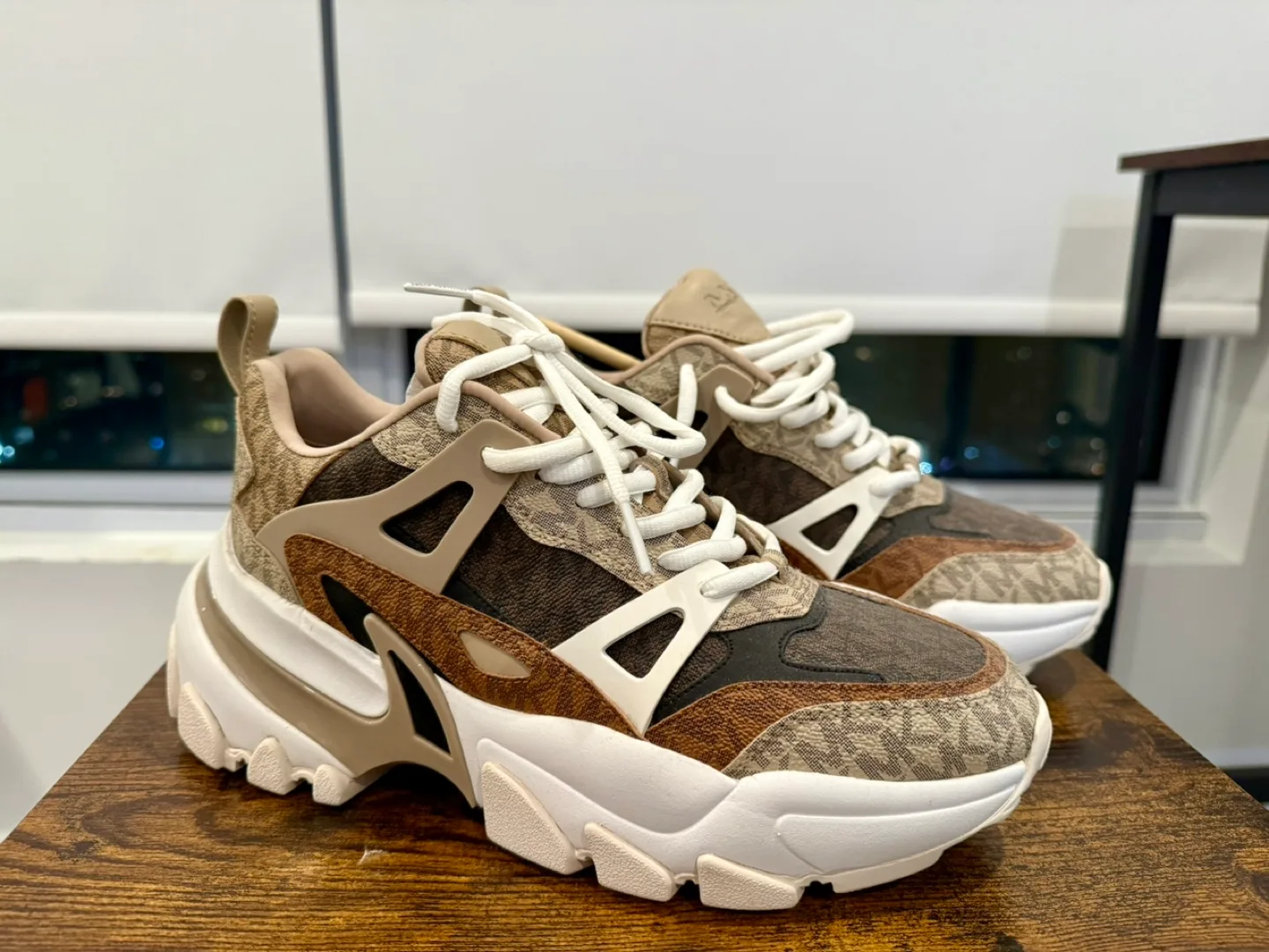 Michael Kors Men’s Sneakers thumbnail