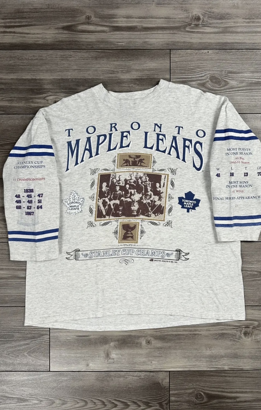 Vintage Toronto Maple Leafs 1932s Stanley Cup Champs T-Shirt