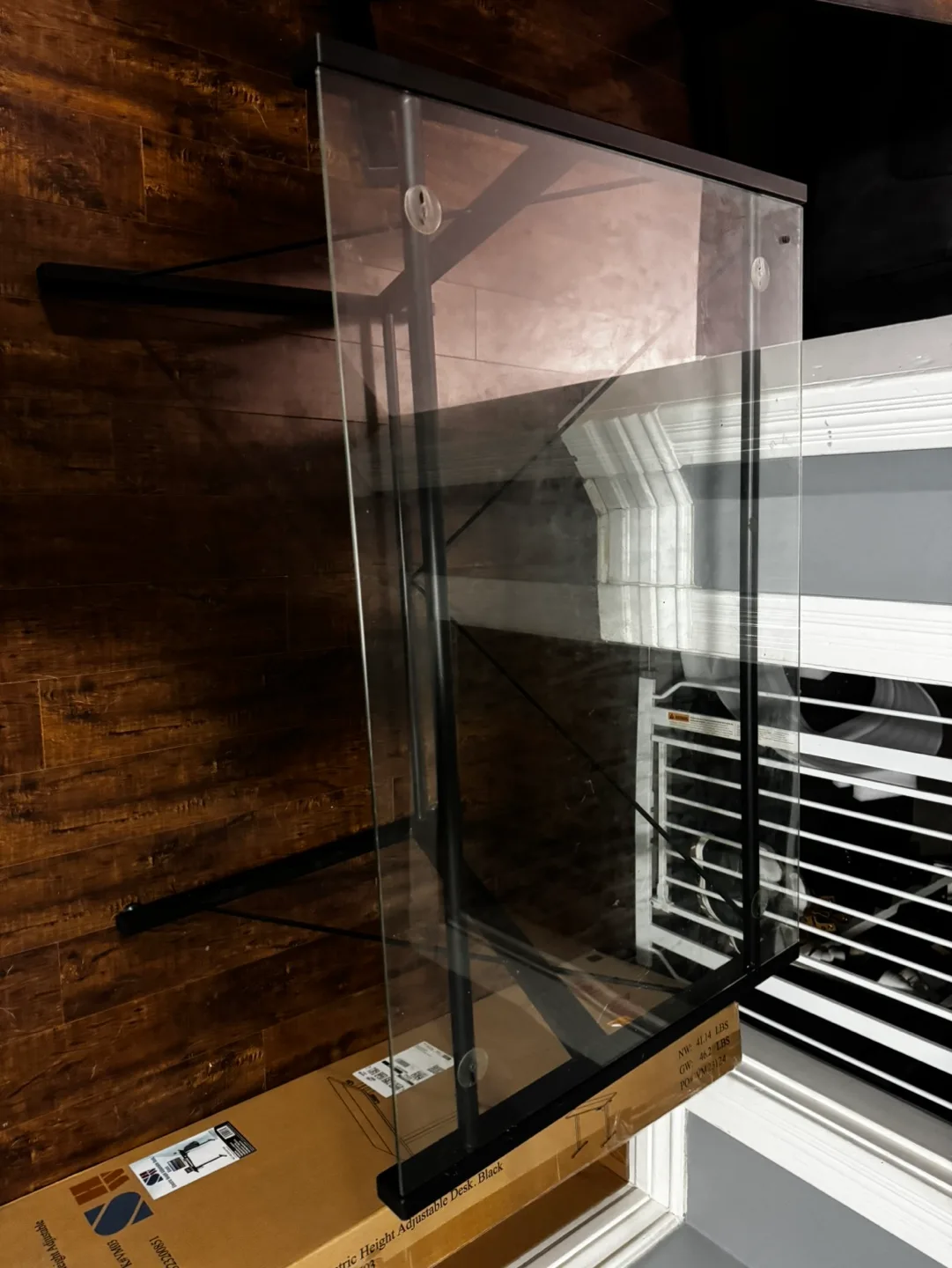 Glass Desk with Black Metal Frame image indicator(3)