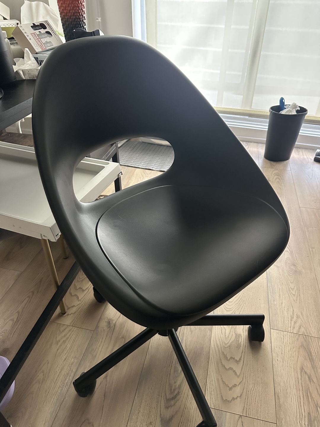Black Swivel Office Chair - photo 2