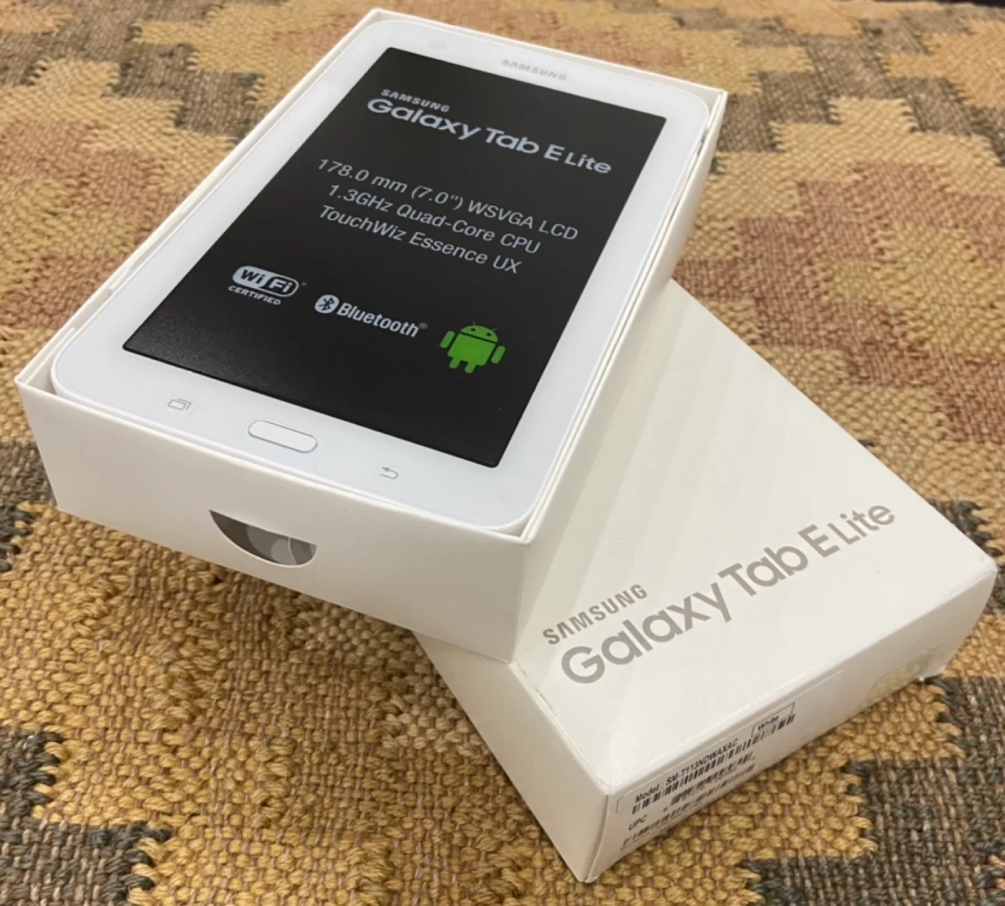 Samsung Galaxy Tab E Lite 7 inch Tablet image indicator(2)