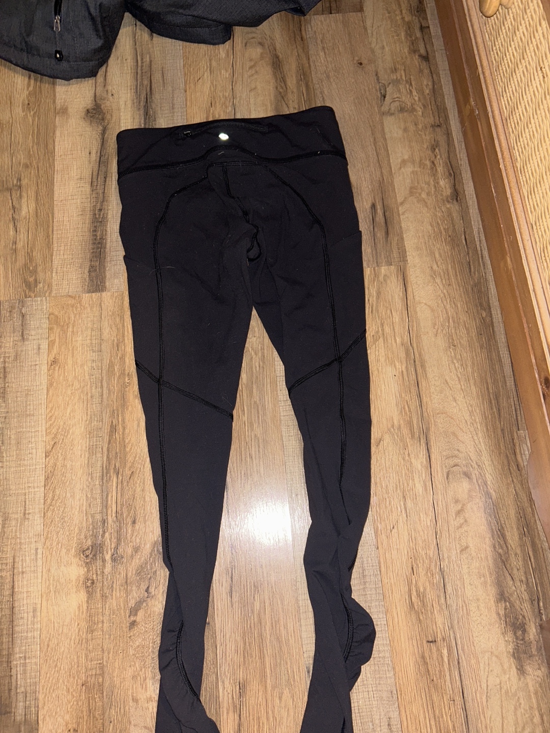 Lululemon Black Running Tights size 4 NEGOTIABLE PRICE - photo 2