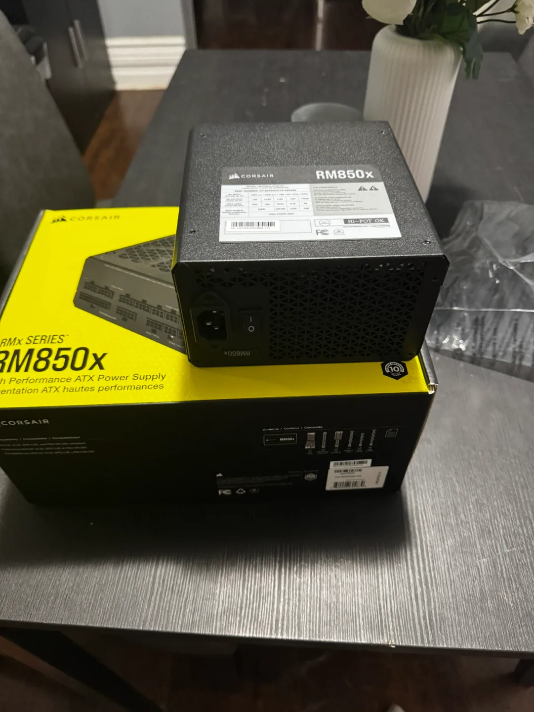 Corsair RM850x Modular ATX Power Supply image indicator(2)