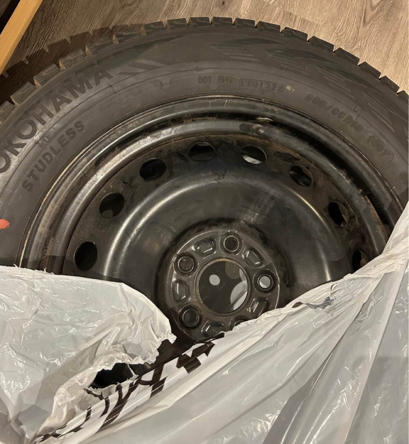 Michelin X-ICE Winter Tires with Steel Rims - photo 2