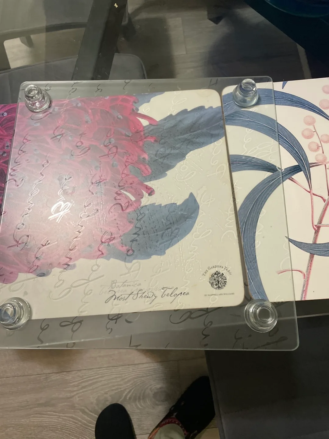 Square Glass Cheese board transparent with 4 foot image indicator(6)