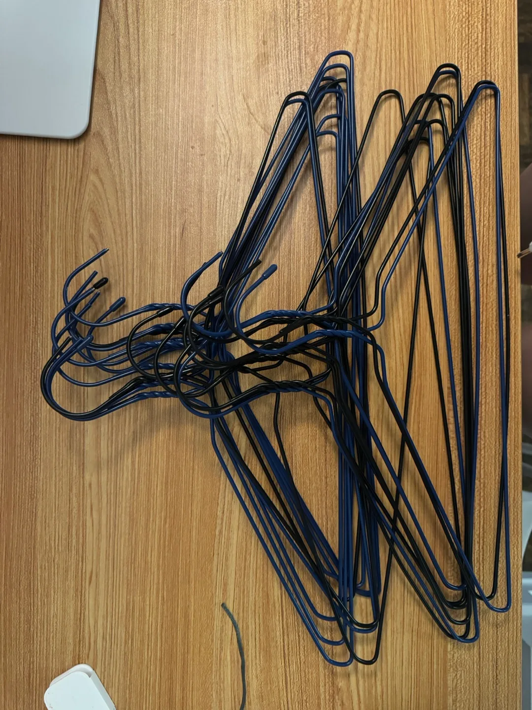 Hangers 21 pieces (black/blue) thumbnail