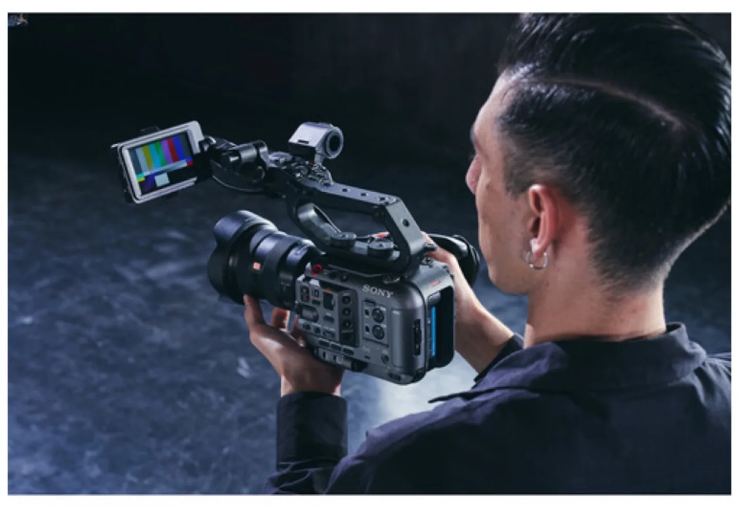 Sony FX6 Full-Frame Cinema Camera (Body Only) image indicator(10)