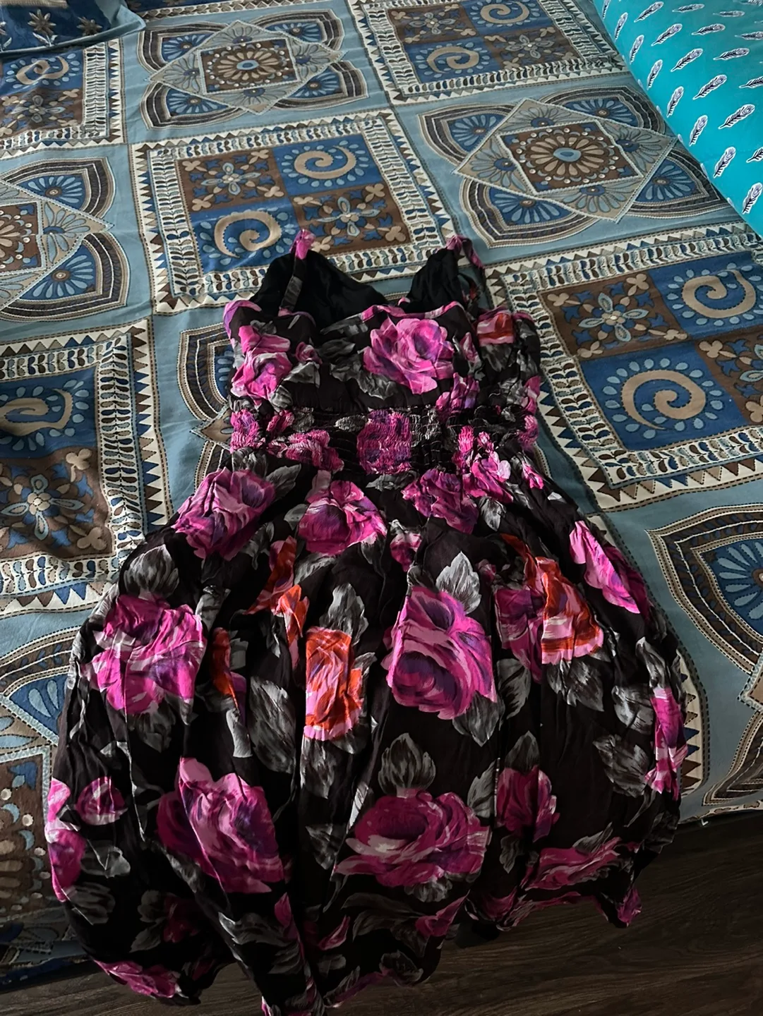 New Women dress thumbnail