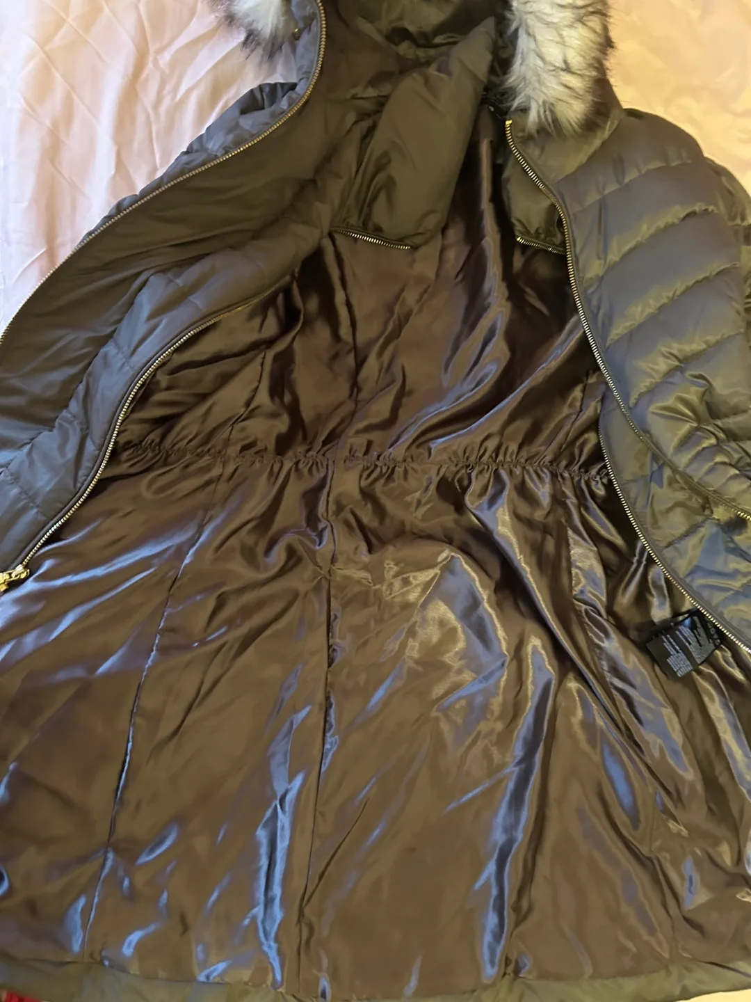 Women's Puffer Jacket - Make offer image indicator(2)