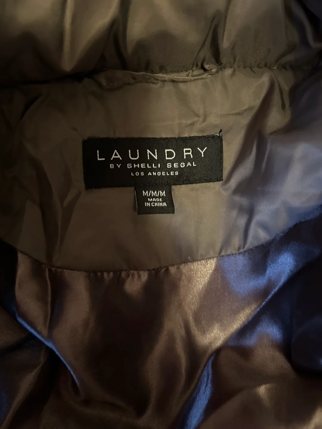 Women's Puffer Jacket - Make offer image indicator(4)