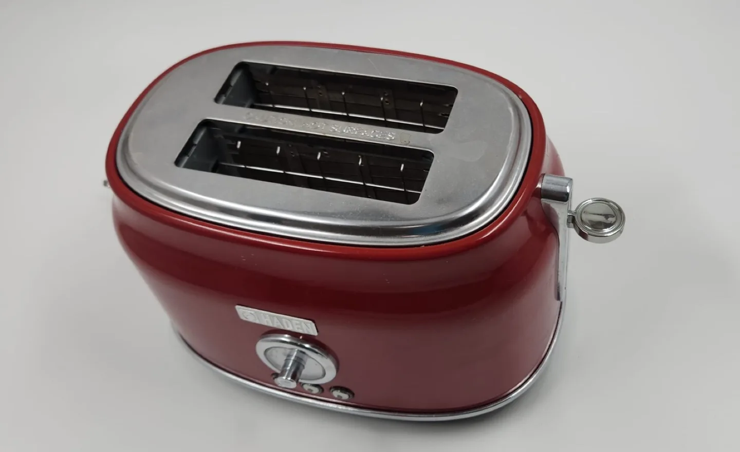 Red Haden Kettle and Toaster Set image indicator(3)