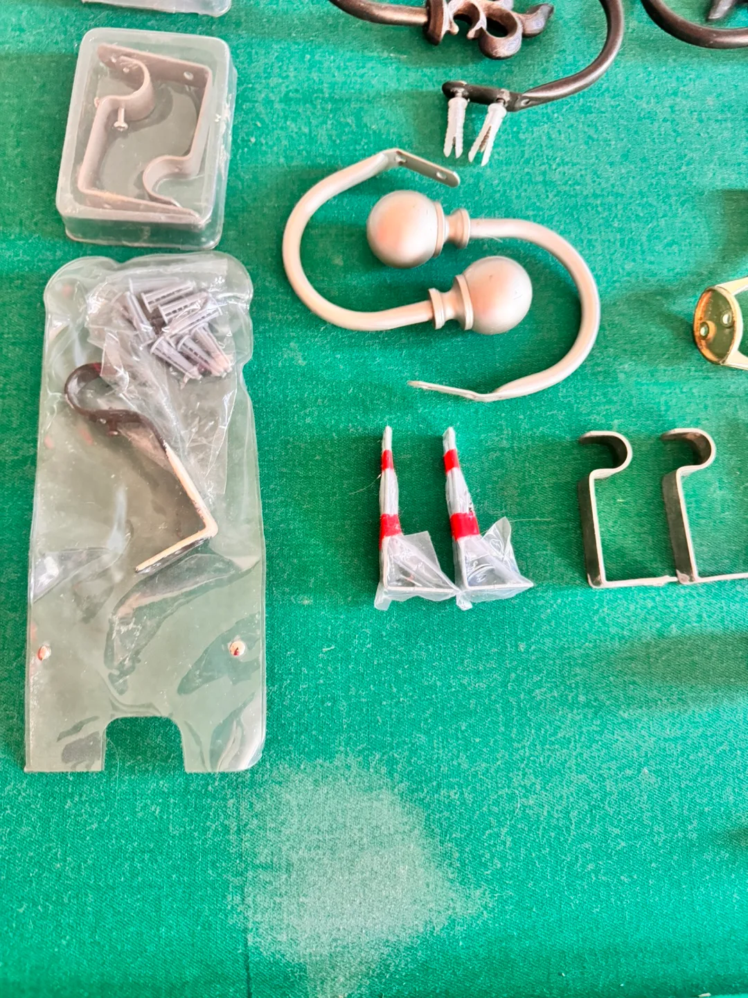 Curtain Rod Brackets image indicator(5)