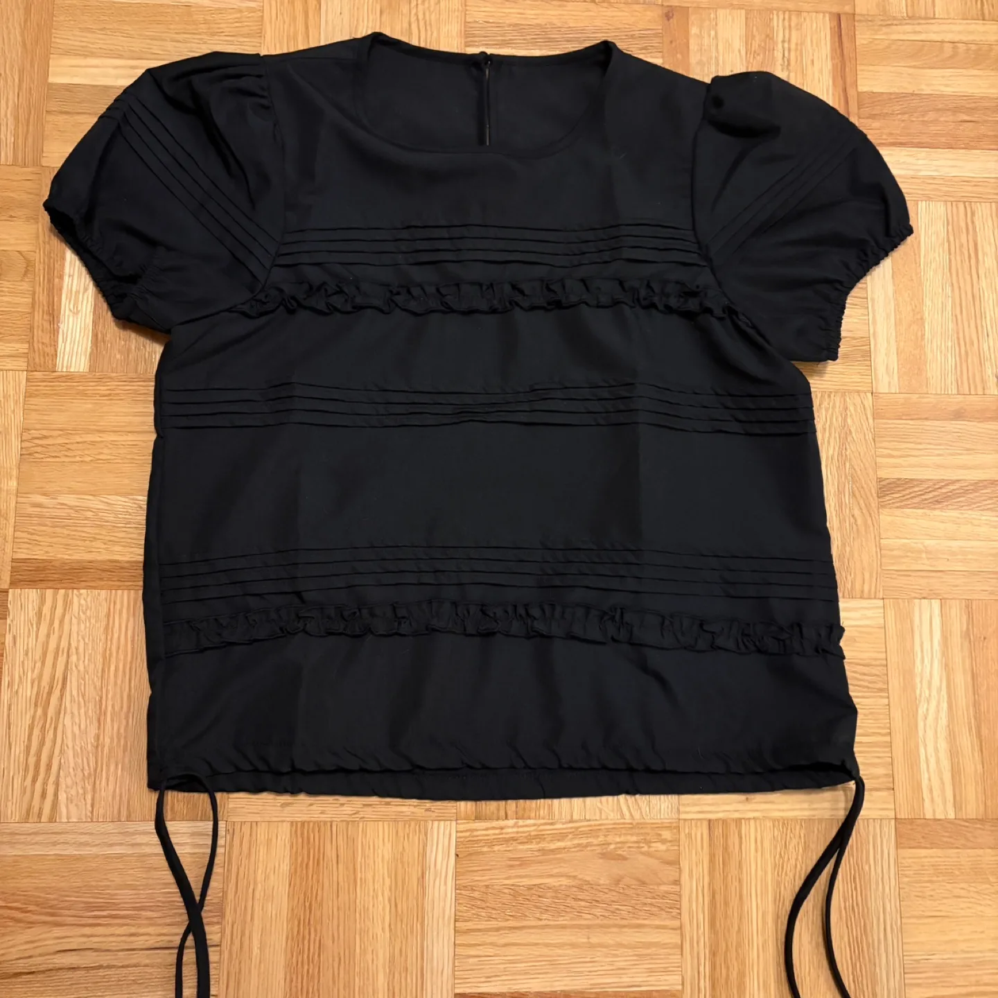 Black Dazy Blouse with Puff Sleeves - Medium image indicator(2)