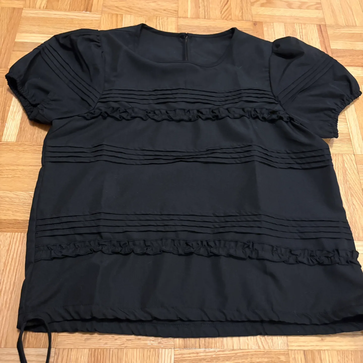 Black Dazy Blouse with Puff Sleeves - Medium image indicator(3)