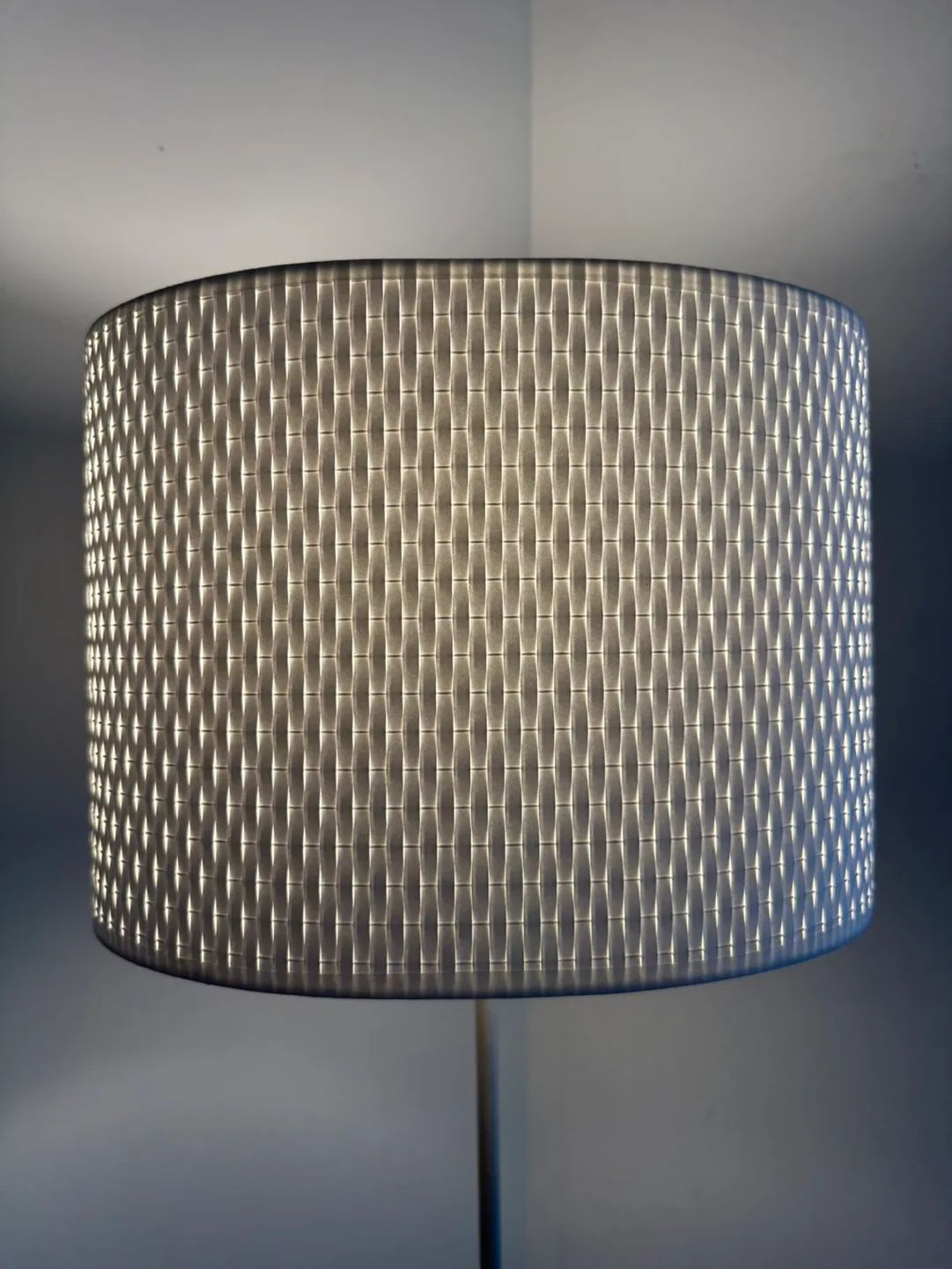 Floor Lamp image indicator(3)