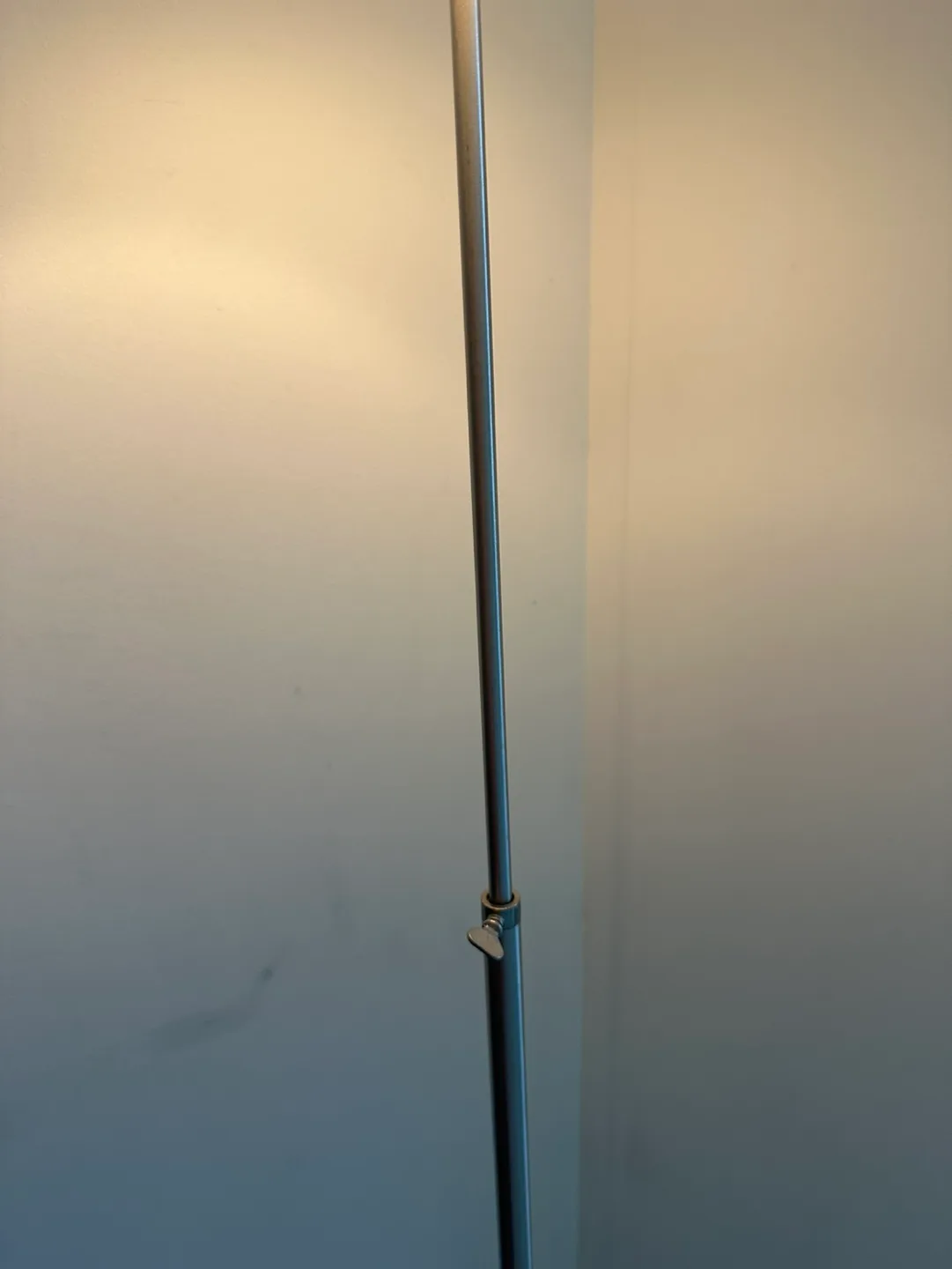 Floor Lamp image indicator(2)