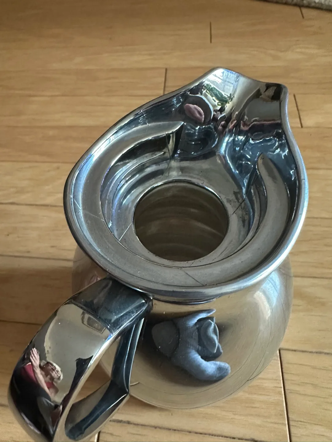 Ola Olson Silver  Thermo Carafe image indicator(2)