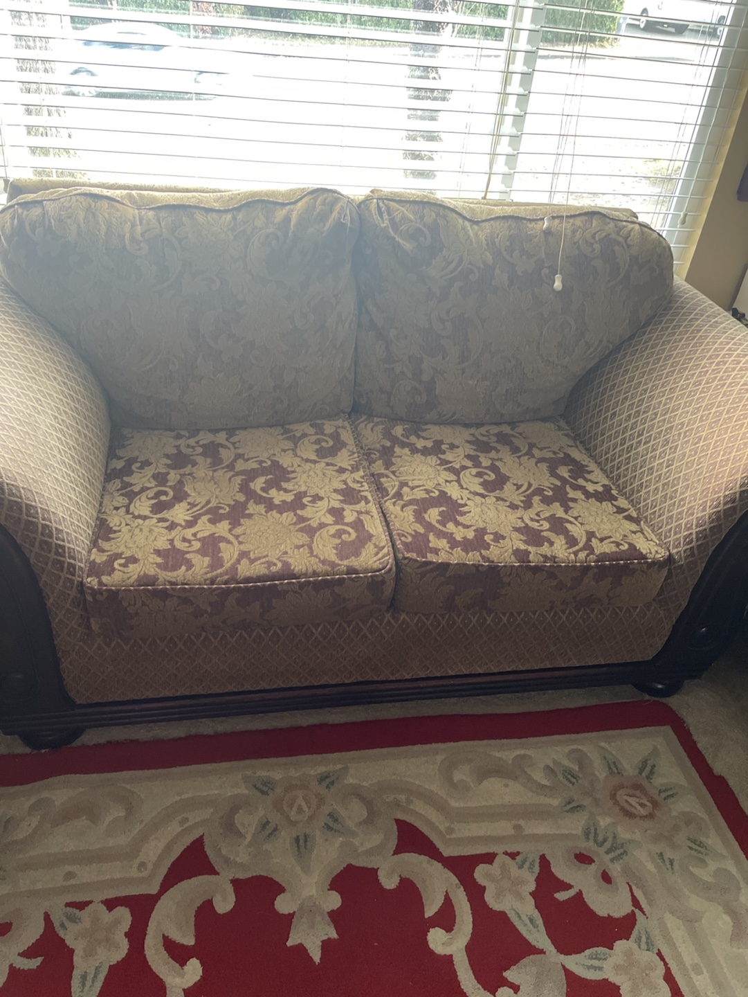 Loveseat with floral upholstery - photo 2