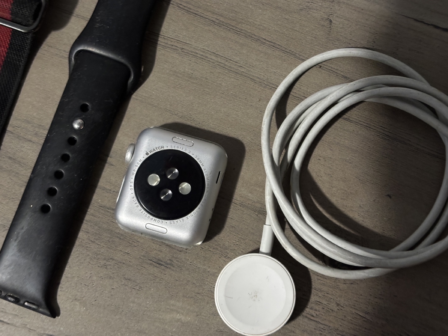 Apple Watch Series 3 38mm - photo 2