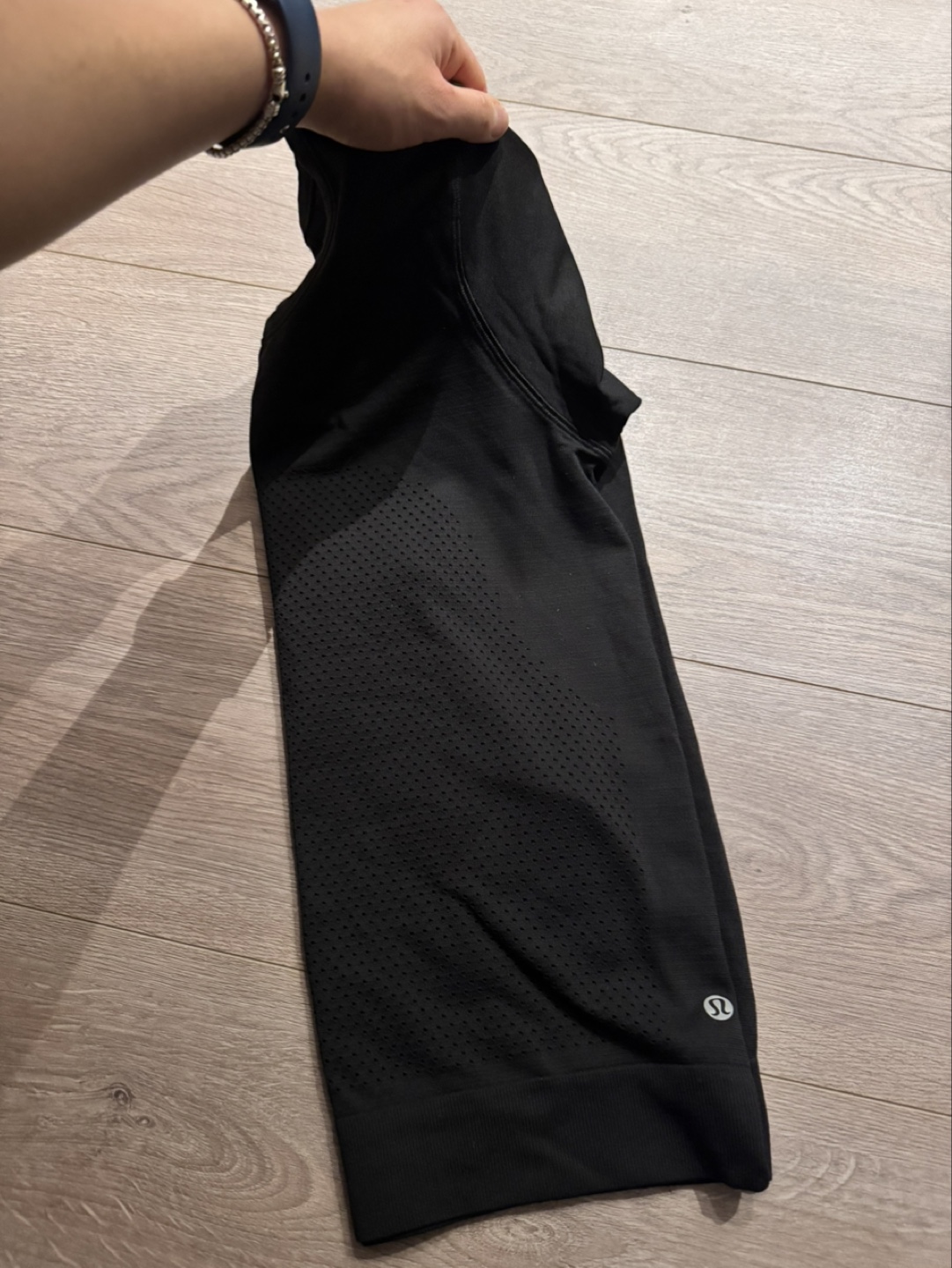 Lululemon Black Long Sleeve - photo 3