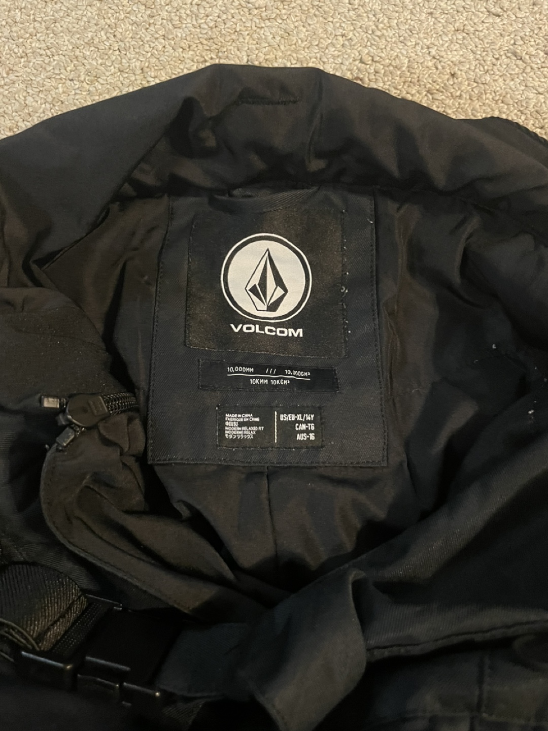 Volcom Snowboard Jacket and Bibs Set - Size Youth Large