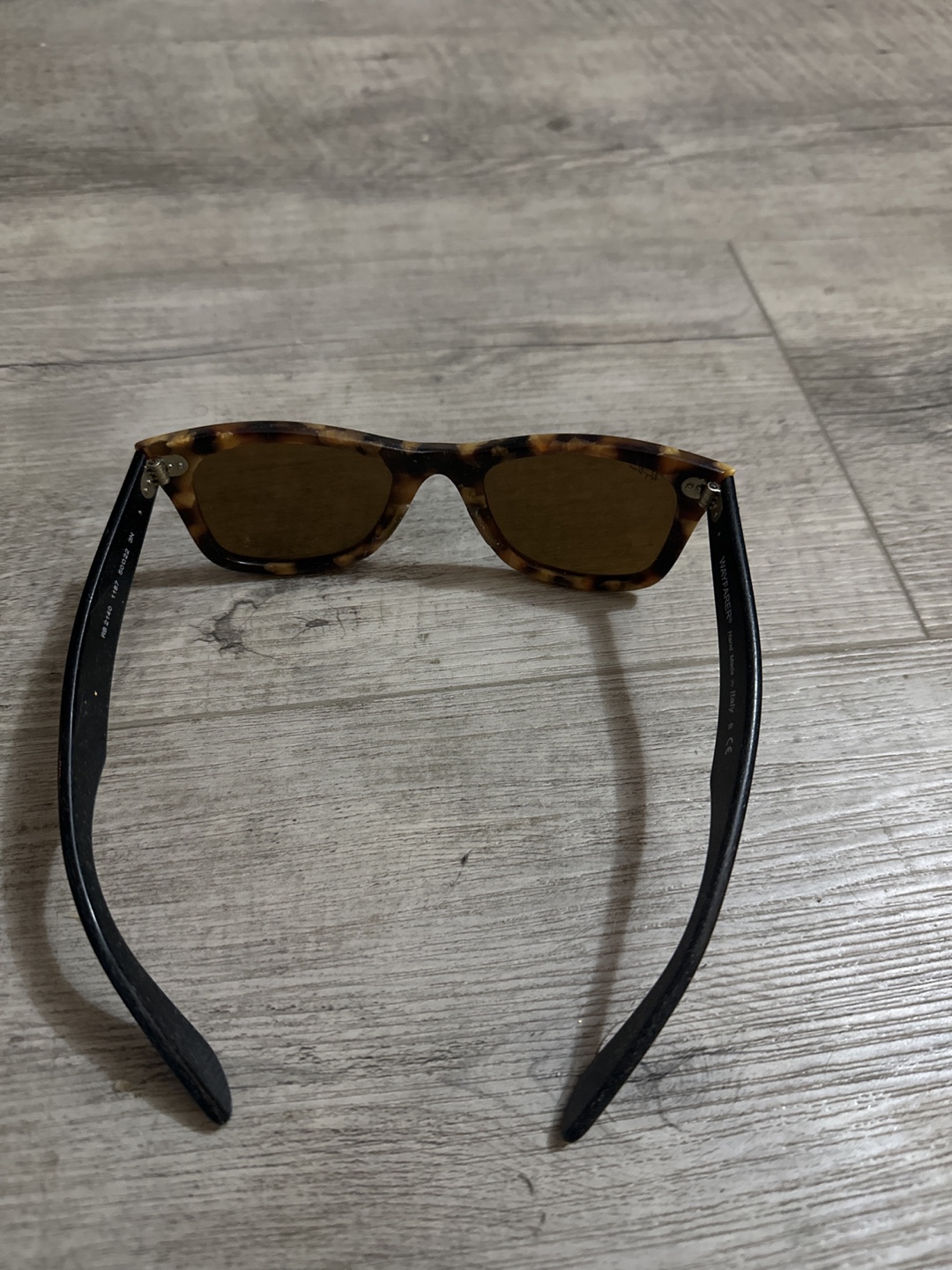 Ray-Ban Wayfarer Sunglasses - photo 3