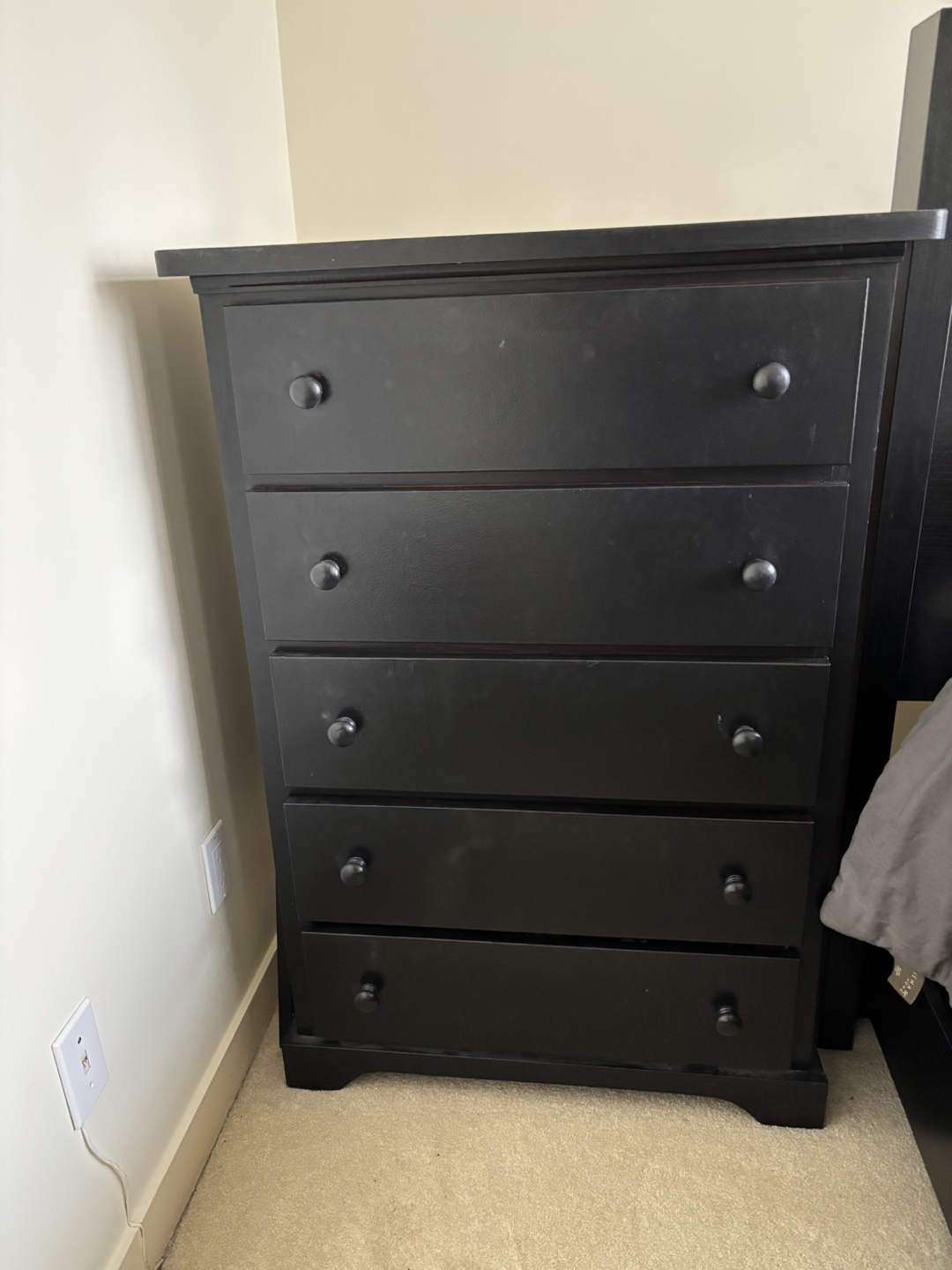 Black 5-Drawer Dresser