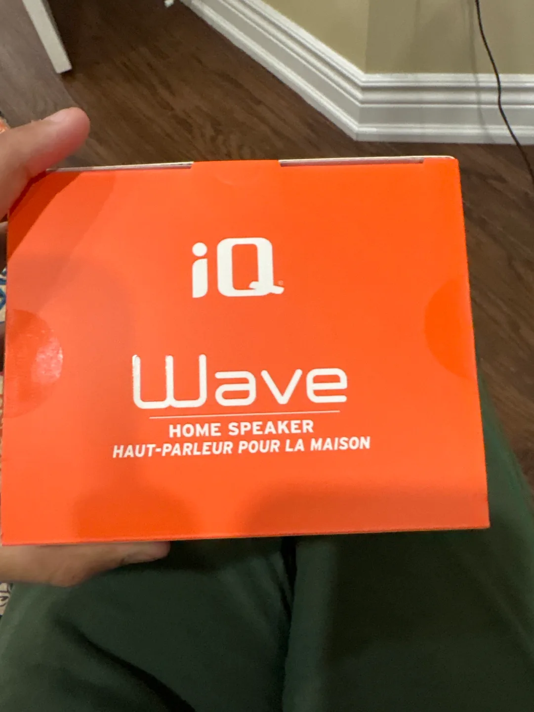 iQ Wave Home Speaker with MagSafe Wireless Charging image indicator(5)