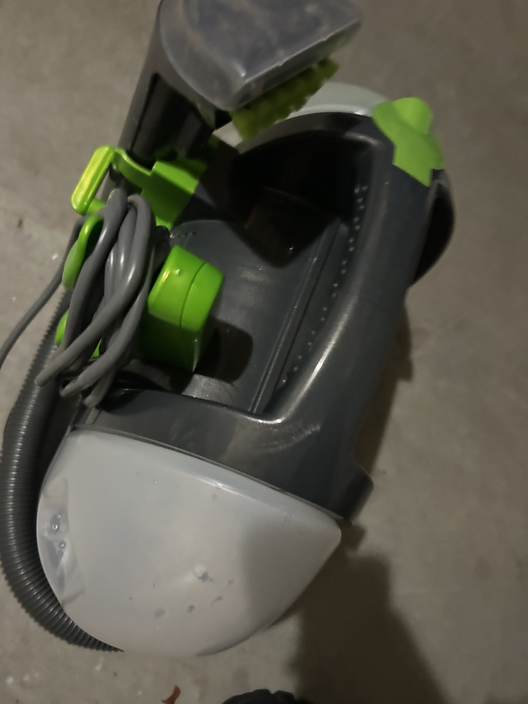 Bissell Little Green Portable Carpet Cleaner - photo 2