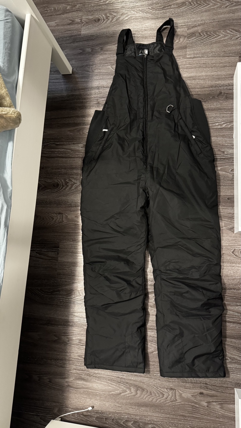 Pants XL.