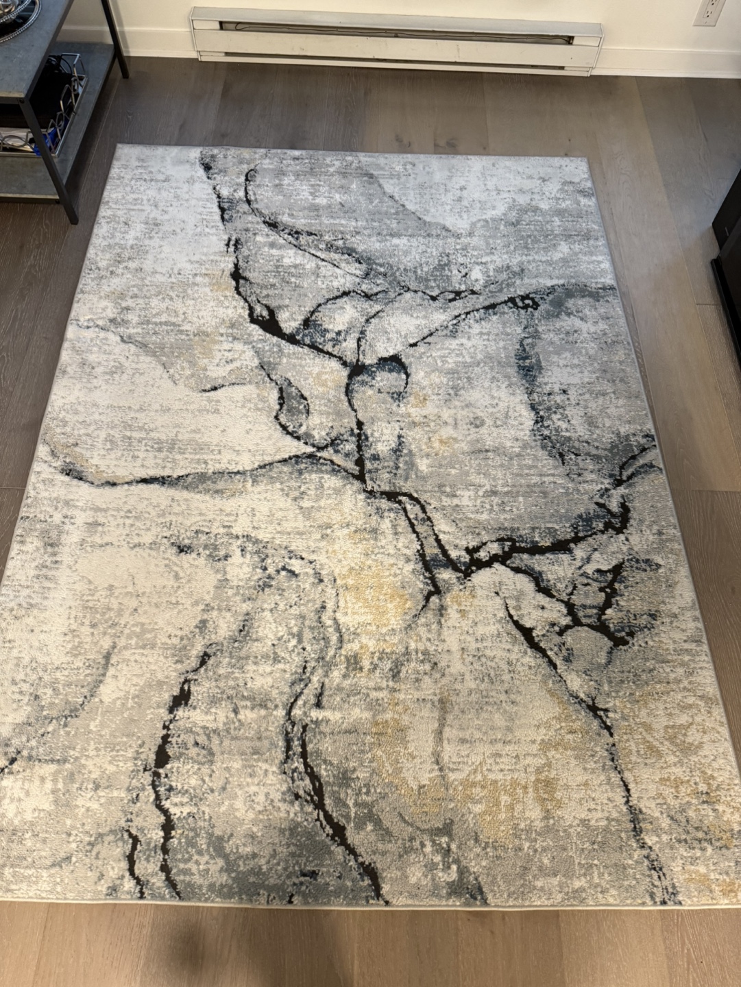 Area Rug 7ft x 5.25ft