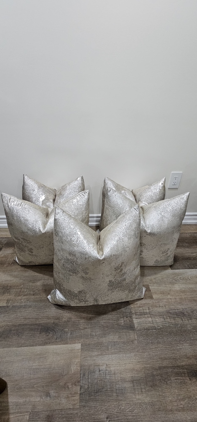 Set of 5 Decorative Cushions