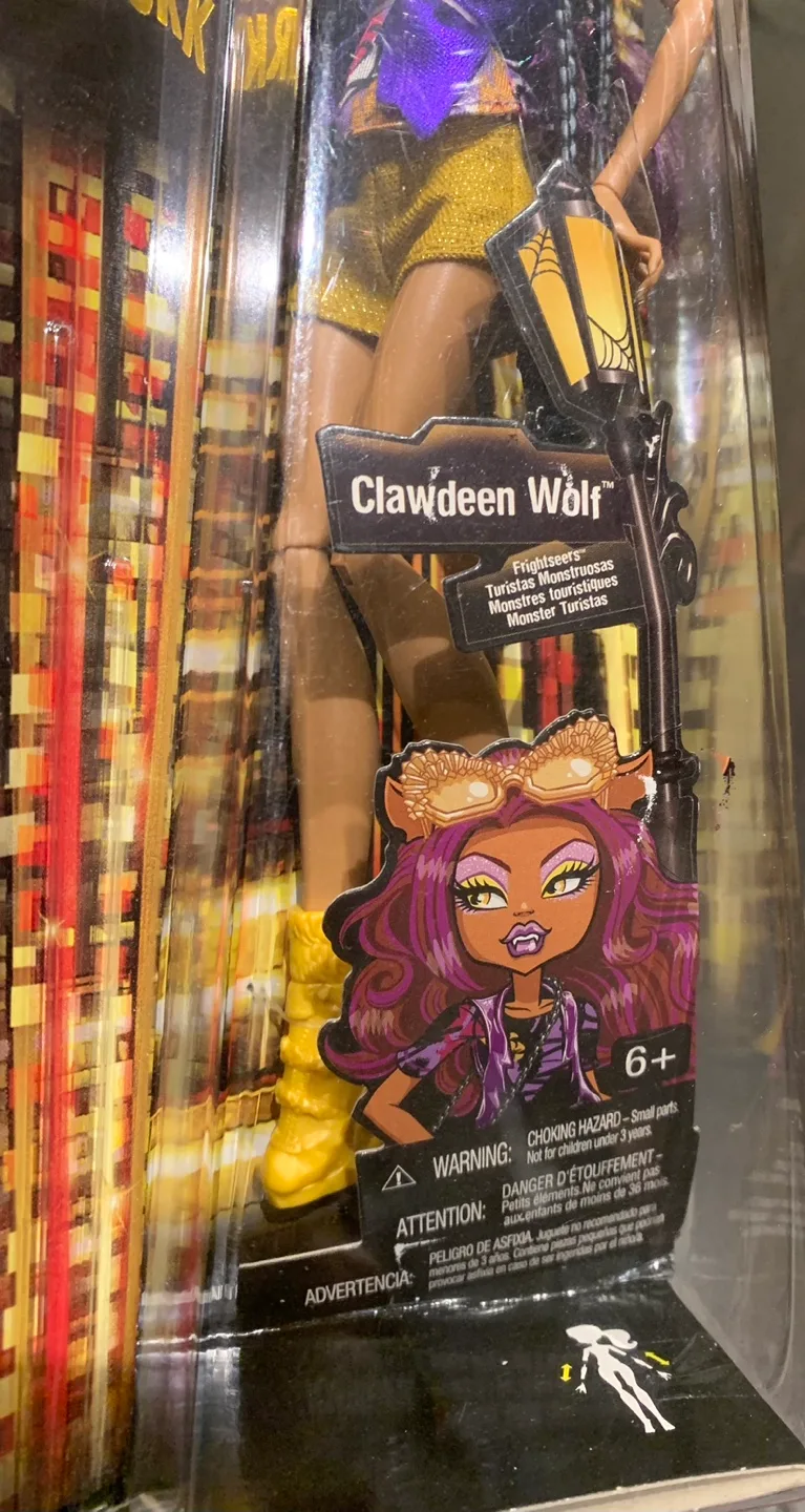 Monster High Clawdeen Wolf Boo York Doll image indicator(3)
