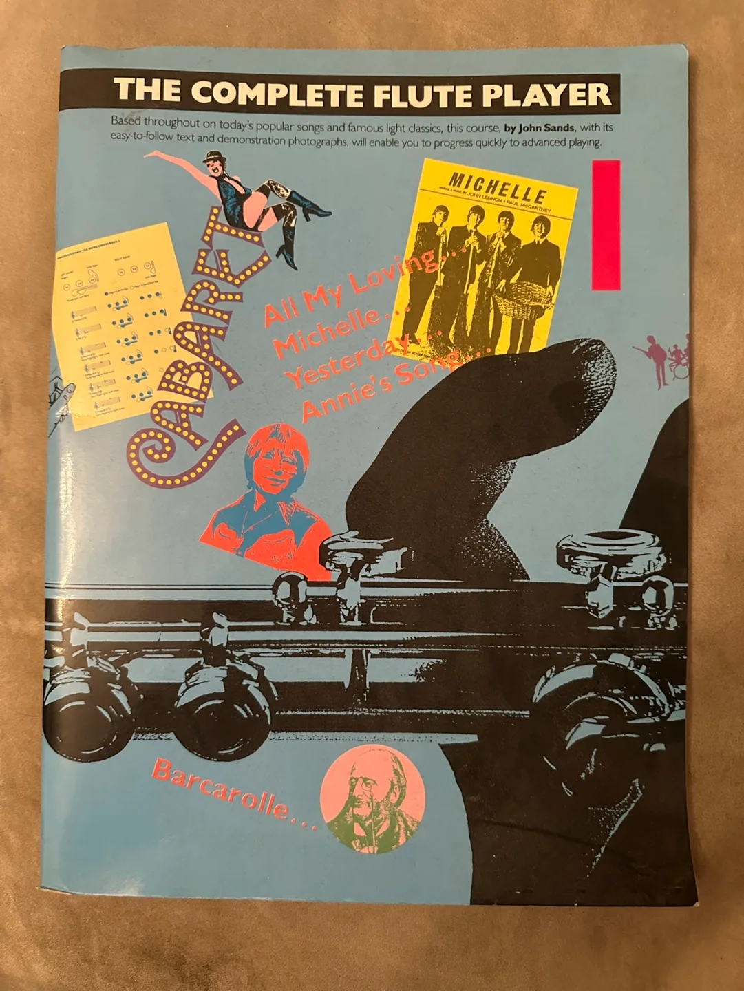 Silver Flute with Case image indicator(3)