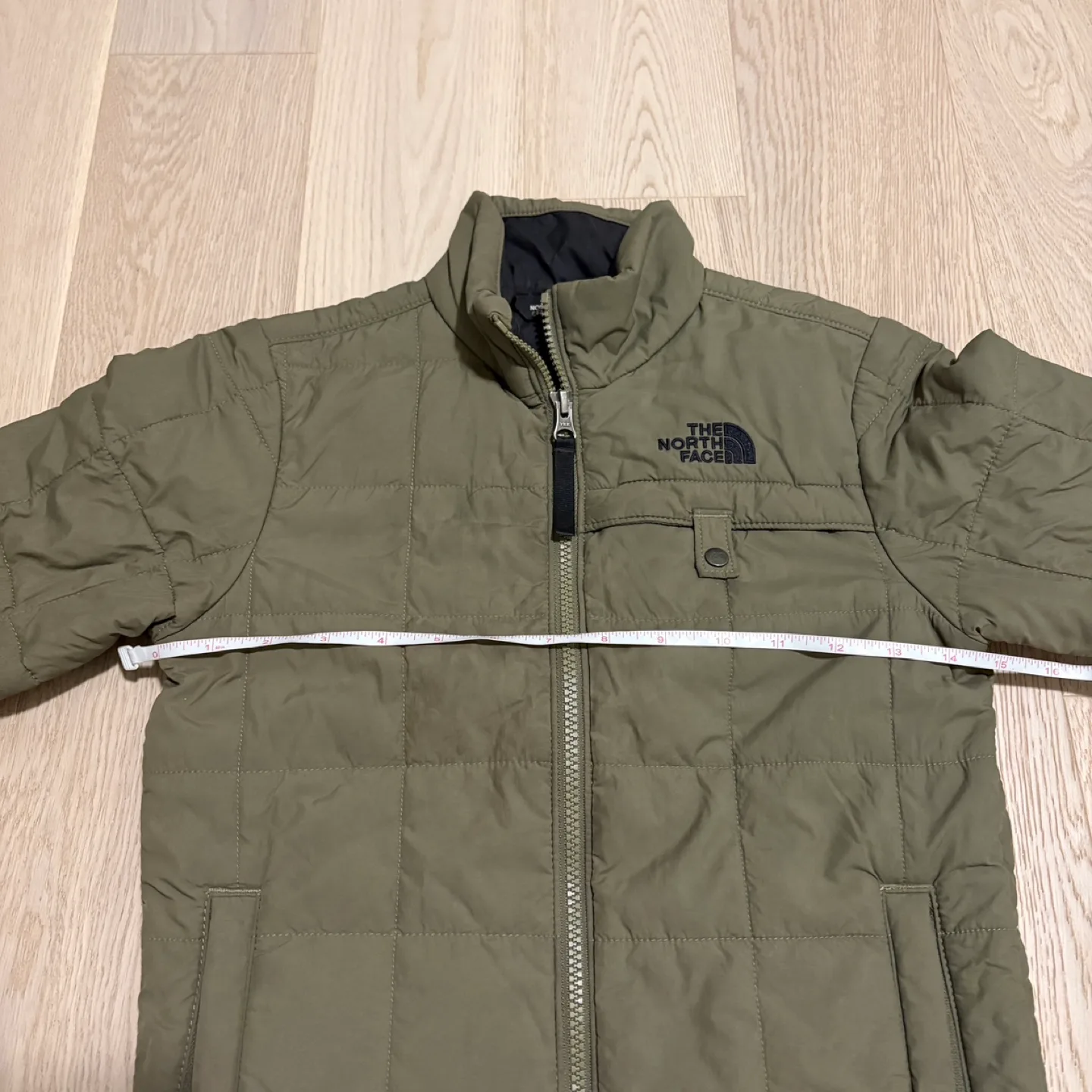 The North Face Jacket - Size XS Youth (Size 6) image indicator(10)