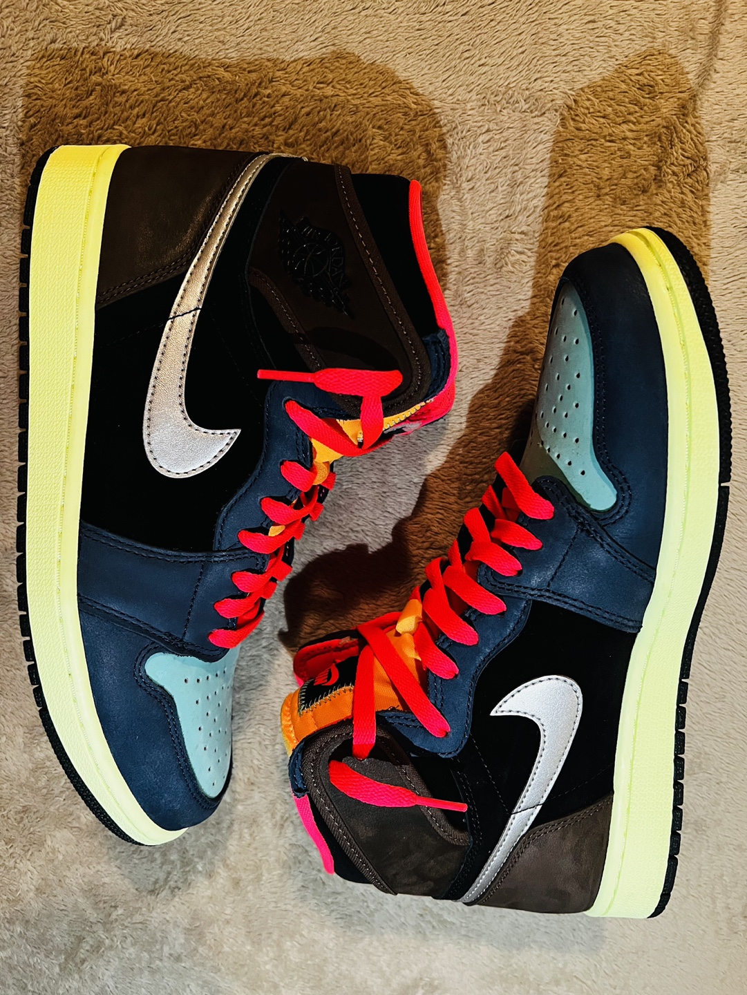 Nike Air Jordan 1 Retro High OG - photo 2