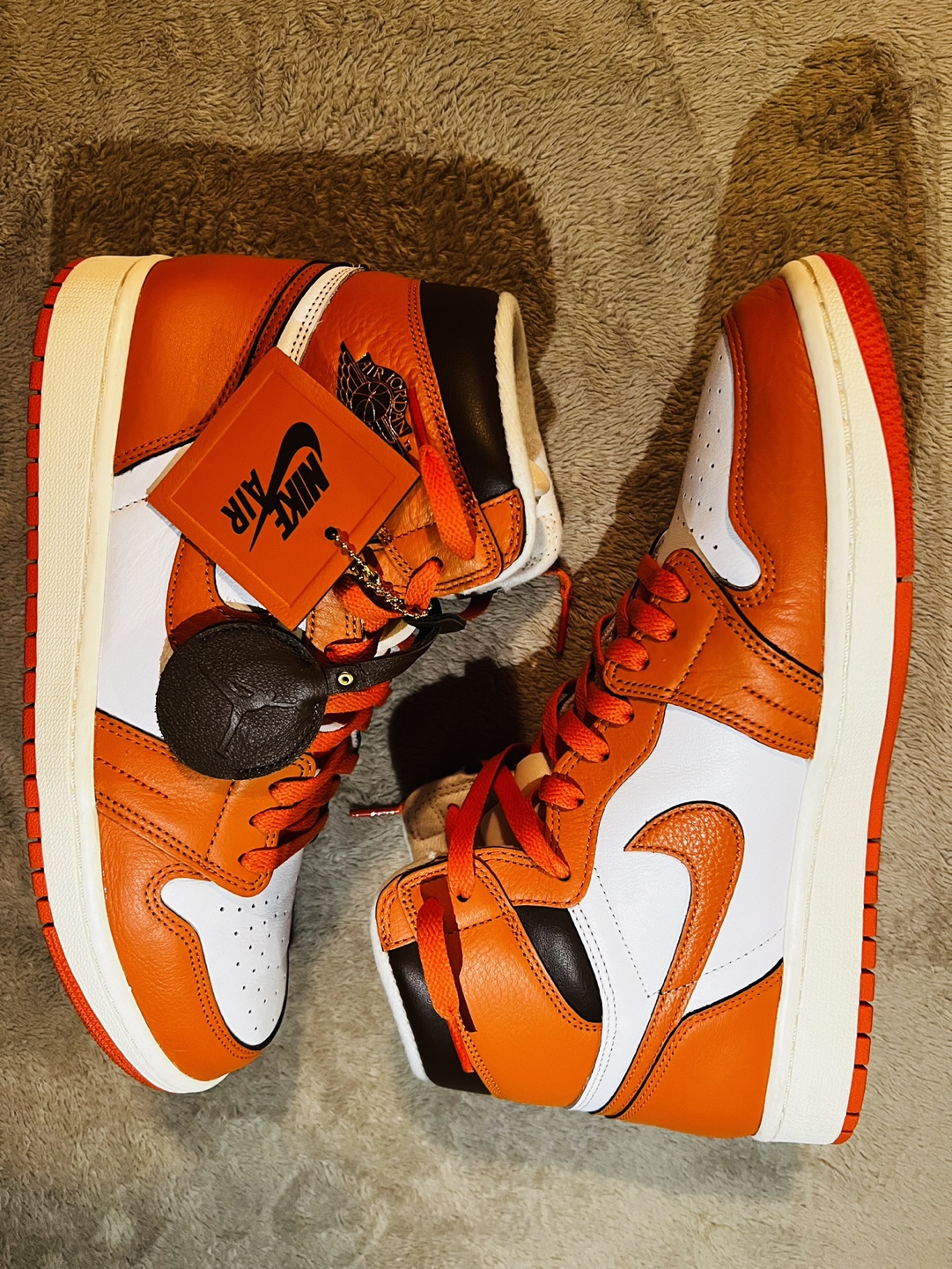 Nike Air Jordan 1 Retro High OG - photo 3