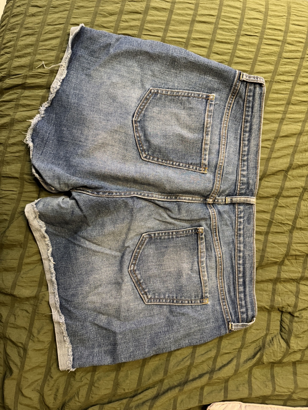 Old Navy Sweetheart Denim Shorts - photo 3