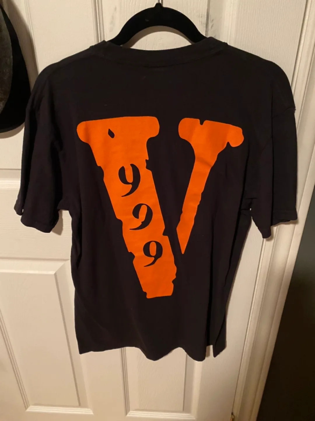 Vlone Legends Never Die T-Shirt image indicator(2)