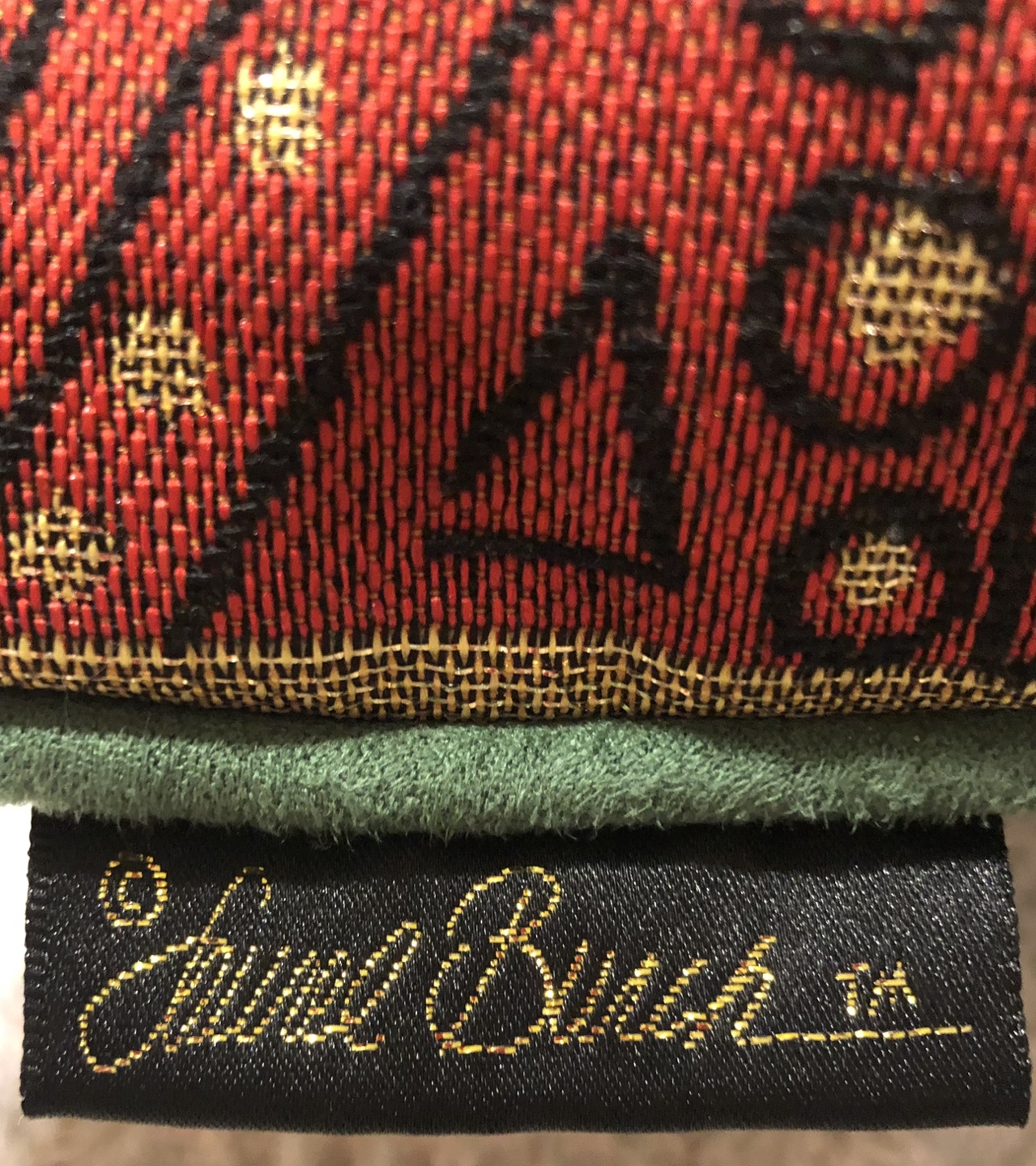 Set of 2 - LAUREL BURCH Christmas Tree Tapestry Pillows… - photo 3